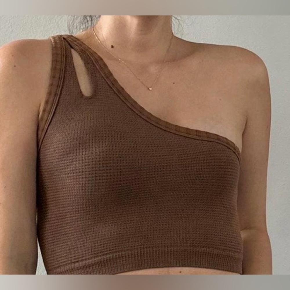 Urban Outfitters One Shoulder Sports Bra - Picture 2 of 6
